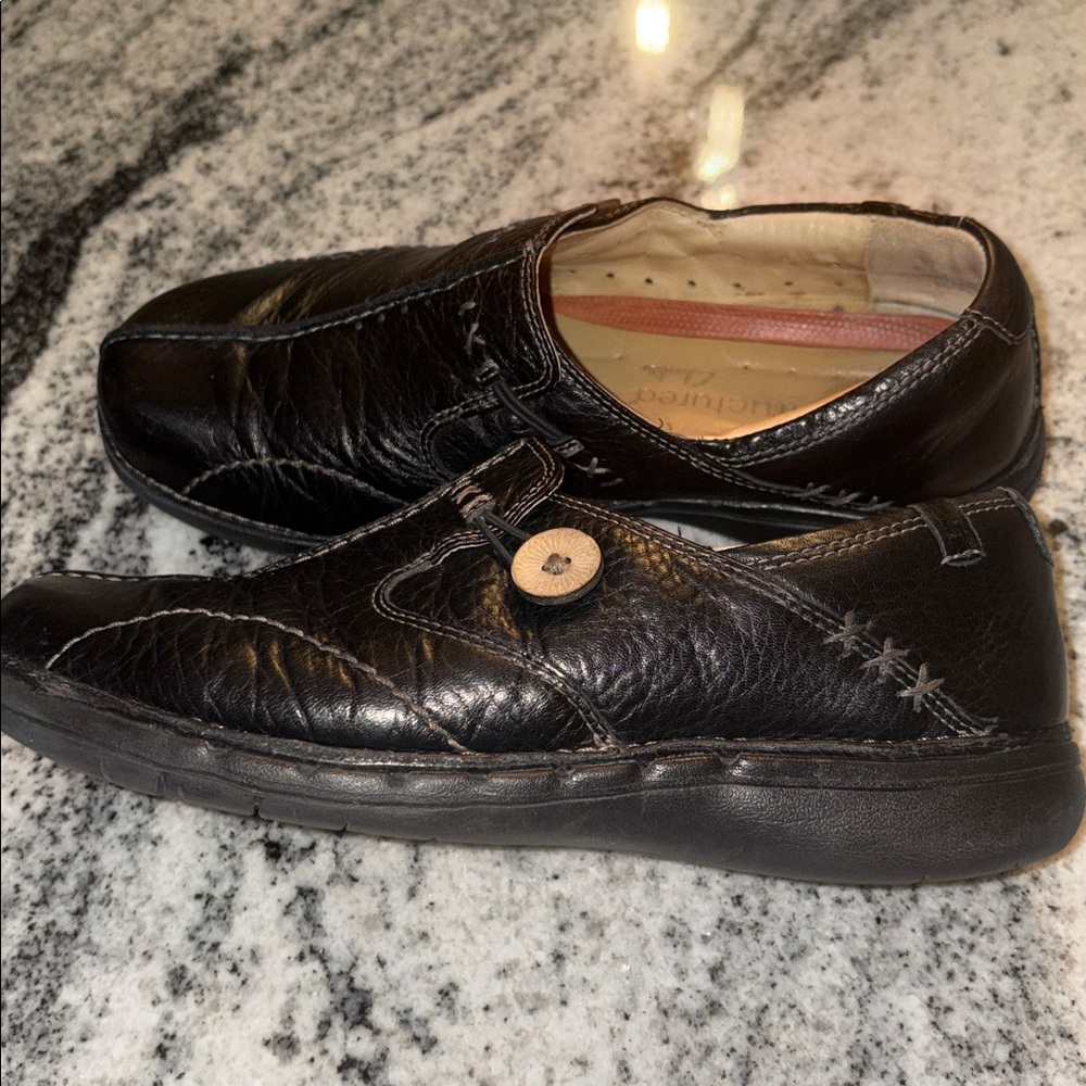 Clarks Women’s Black Leather Slip-On Loafers